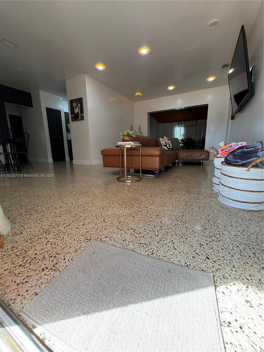 WESTHAVEN HEIGHTS - Residential Lease