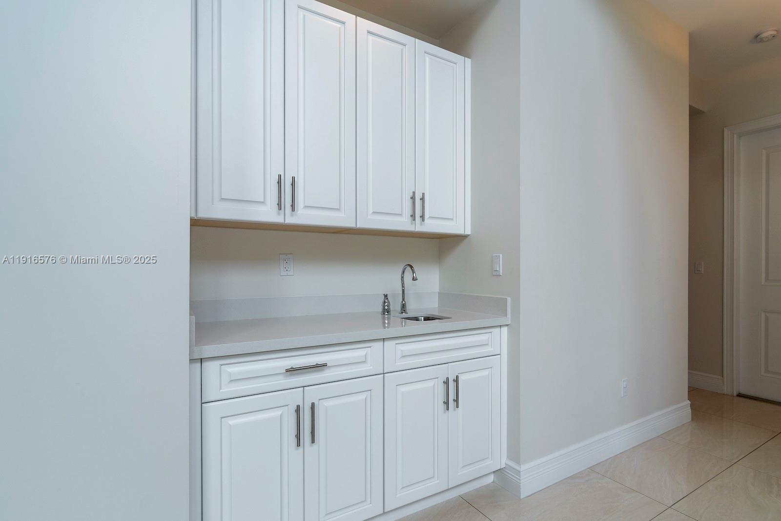 SEVEN BRIDGES - Residential Lease