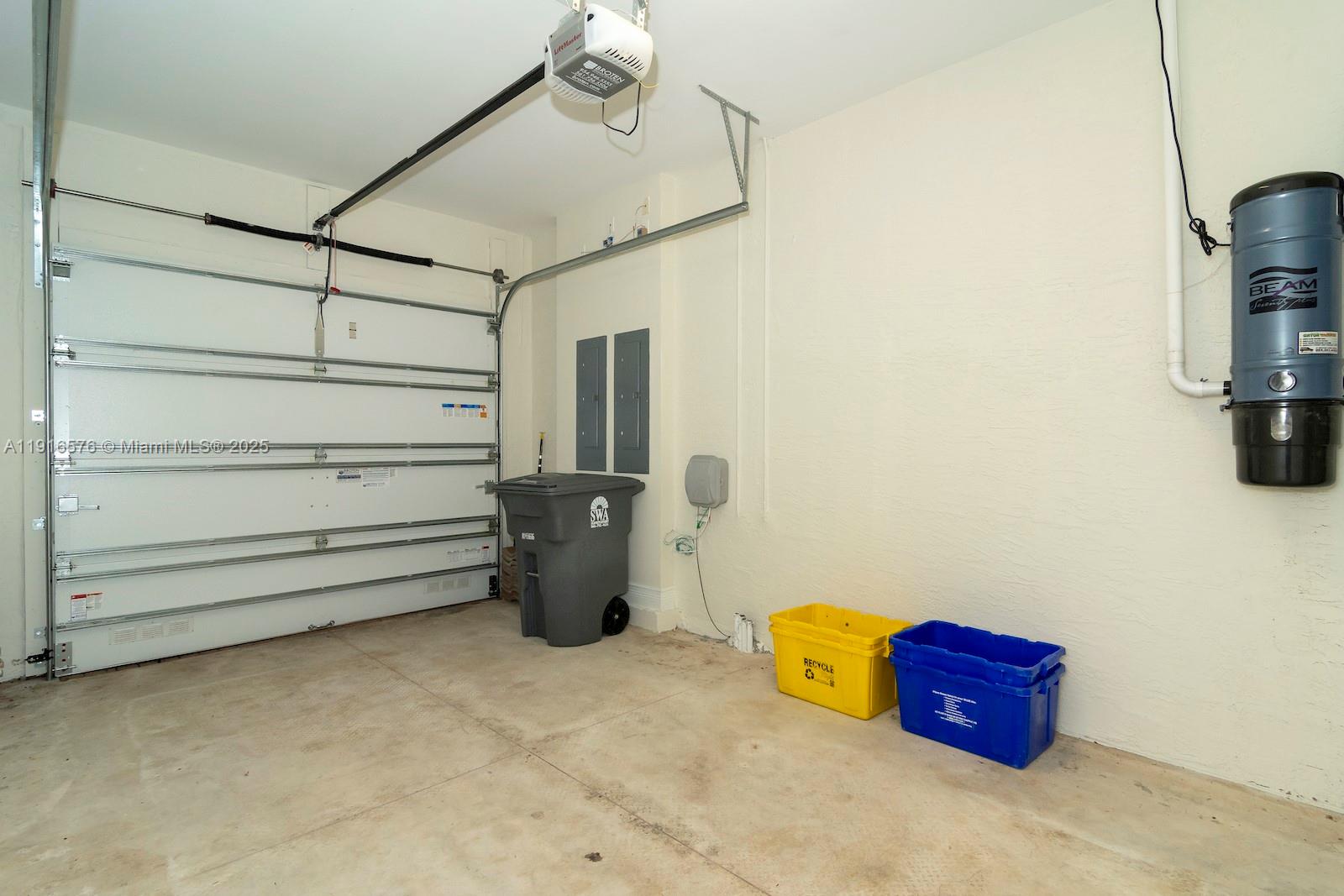 SEVEN BRIDGES - Residential Lease