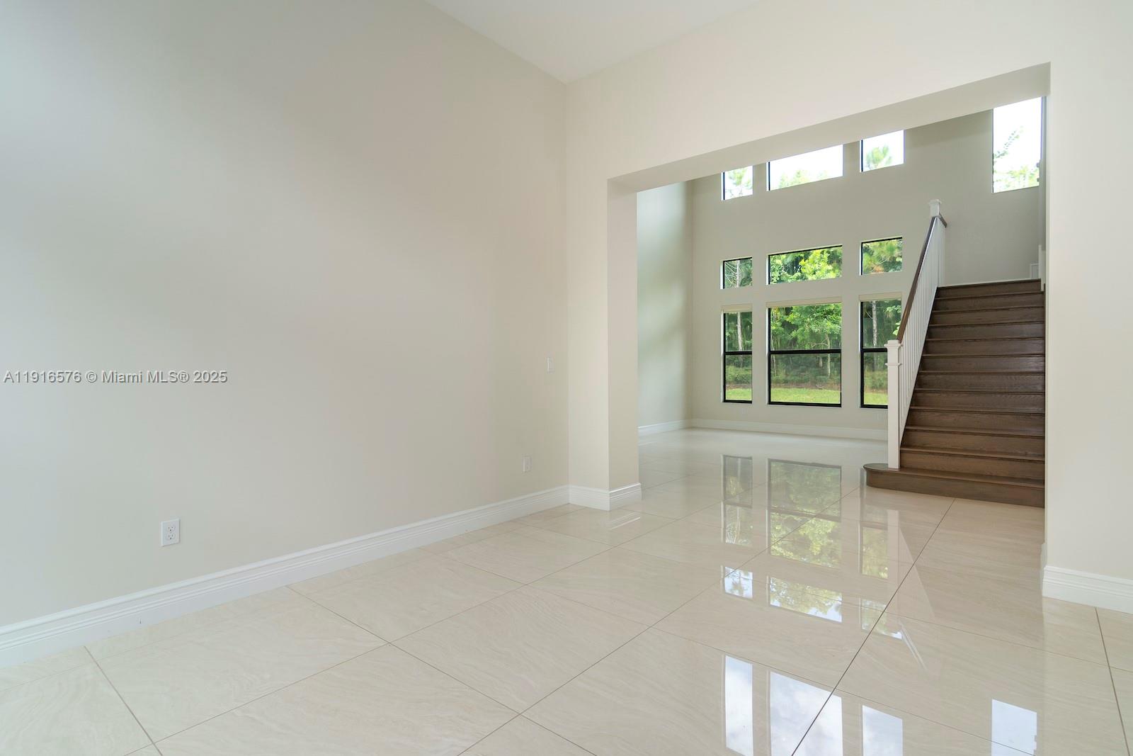 SEVEN BRIDGES - Residential Lease