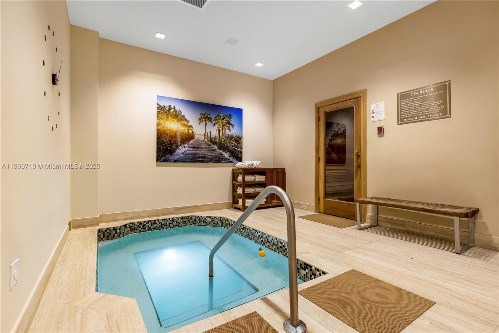 THE GABLES CONDO - Residential