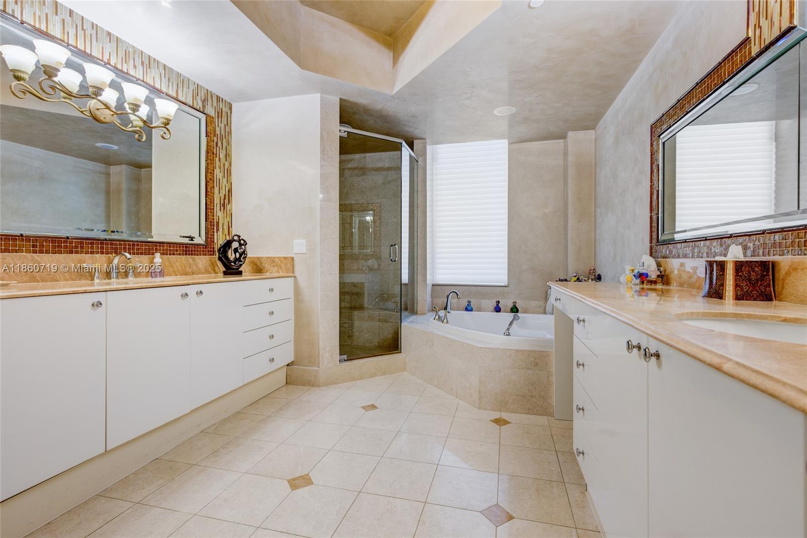 THE GABLES CONDO - Residential