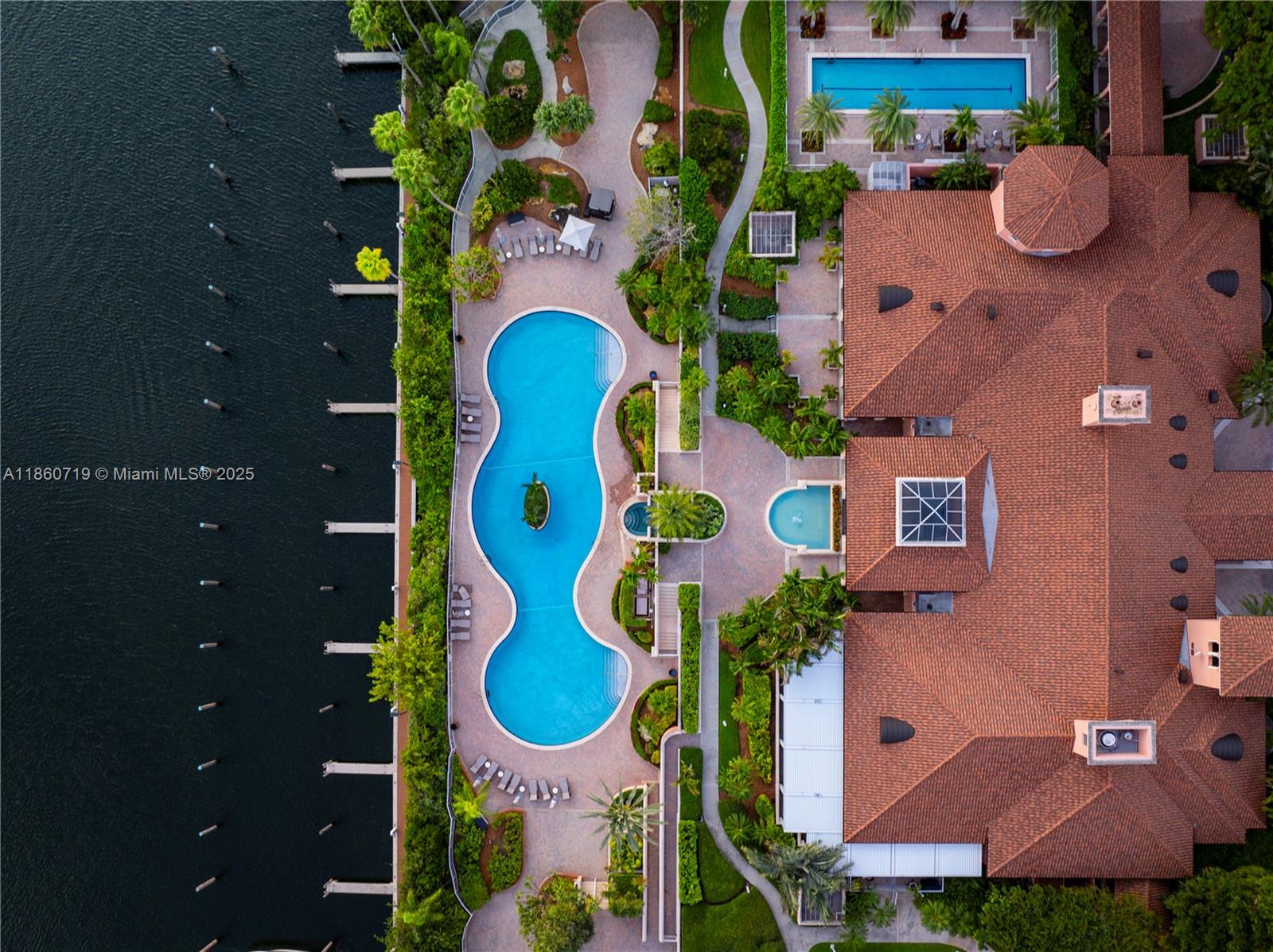 THE GABLES CONDO - Residential