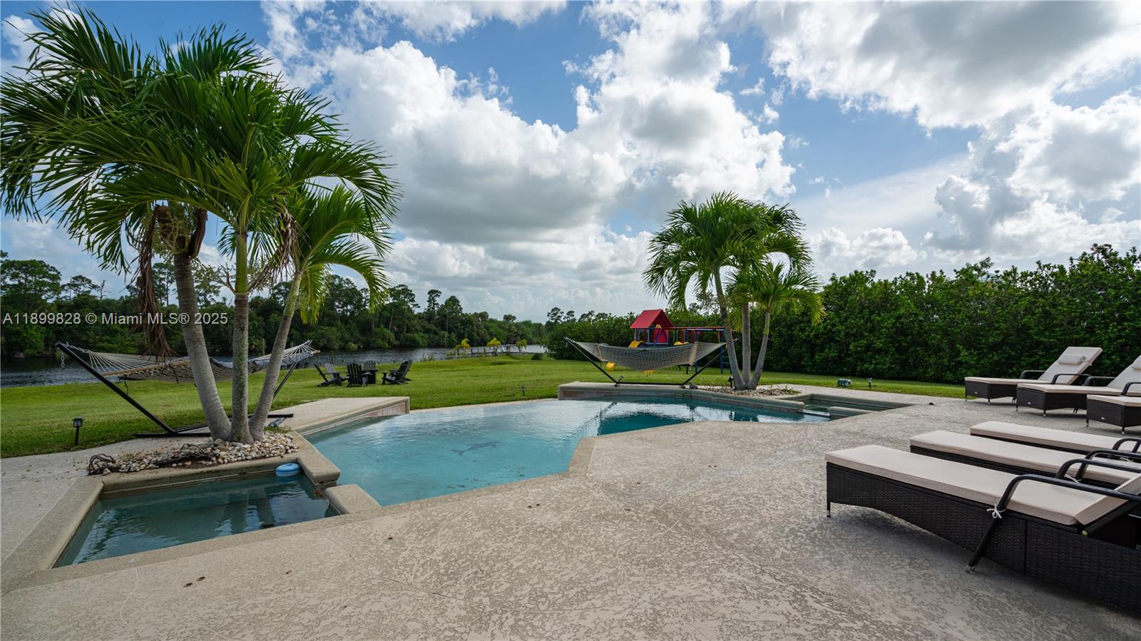 GREENVILLE ESTATES PLAT O - Residential