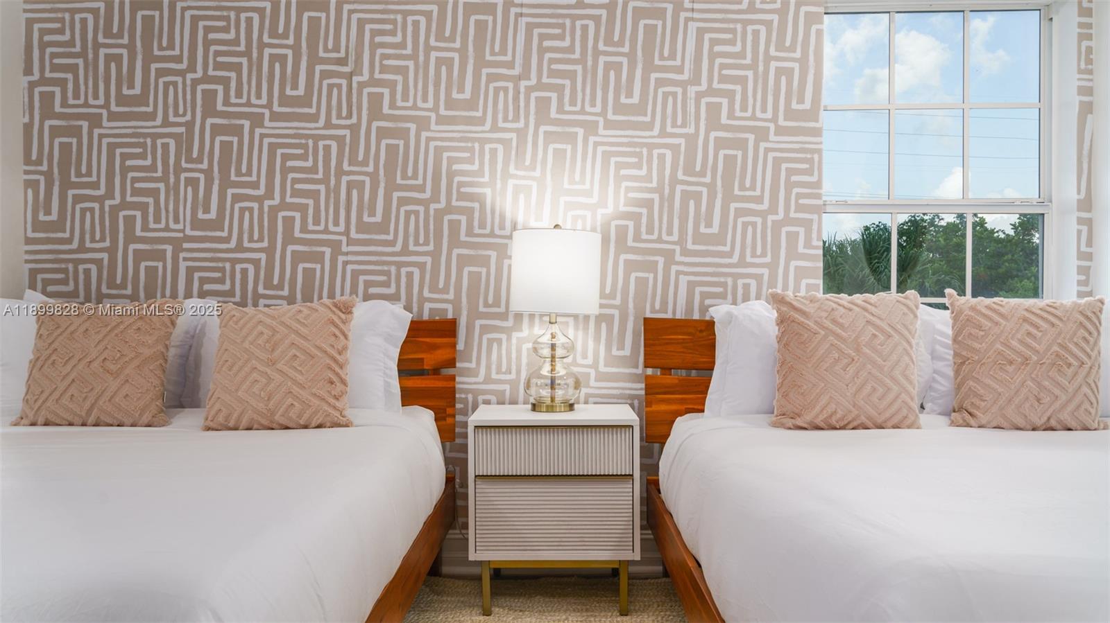 GREENVILLE ESTATES PLAT O - Residential