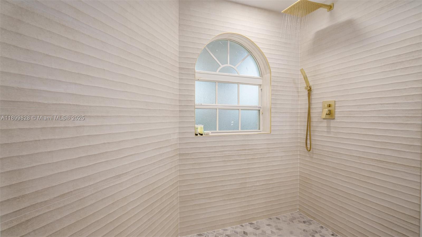 GREENVILLE ESTATES PLAT O - Residential