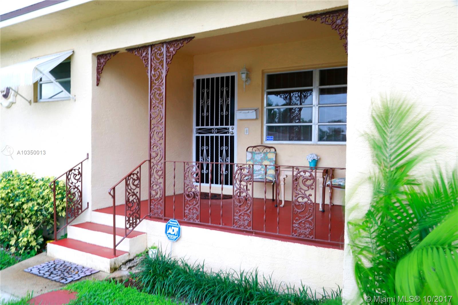 6TH ADDN TO LAWNDALE - Residential