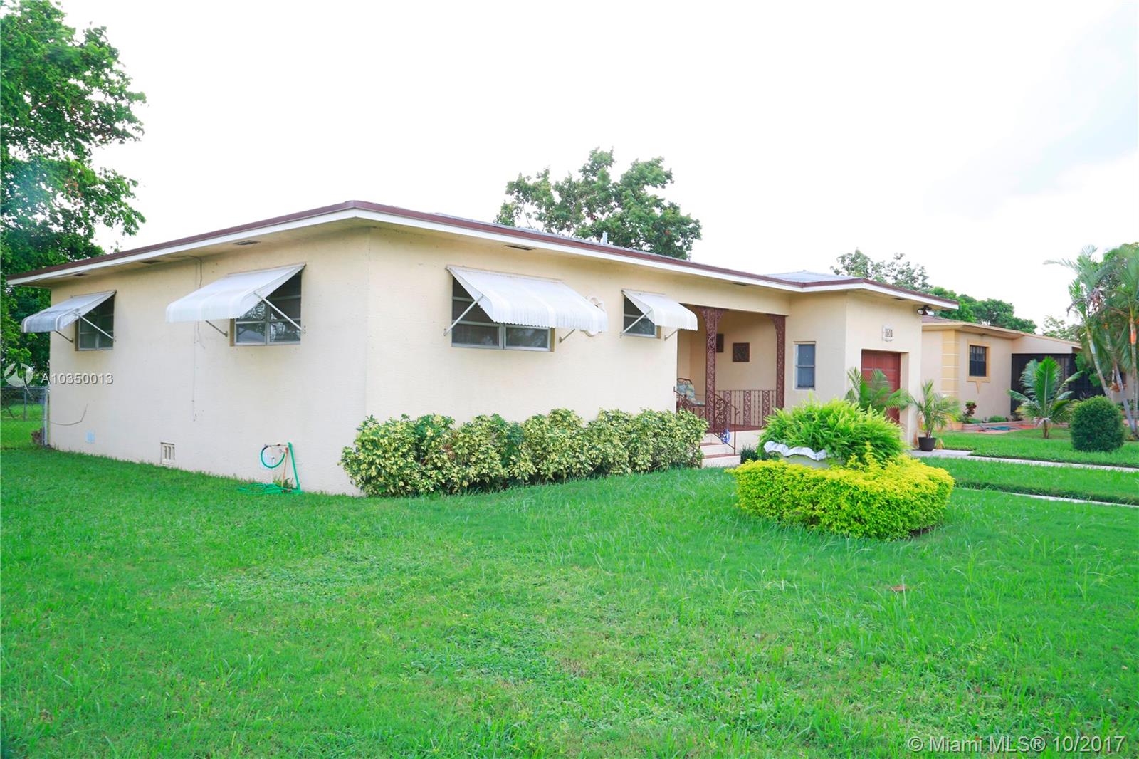 6TH ADDN TO LAWNDALE - Residential