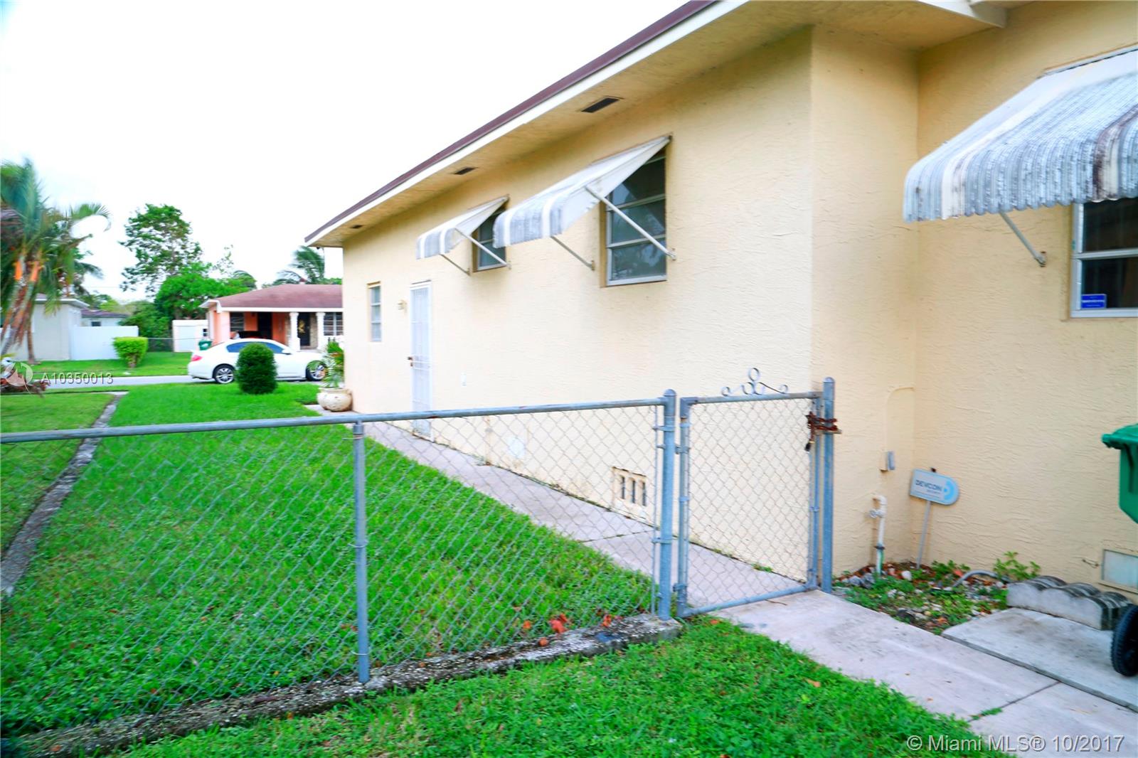 6TH ADDN TO LAWNDALE - Residential