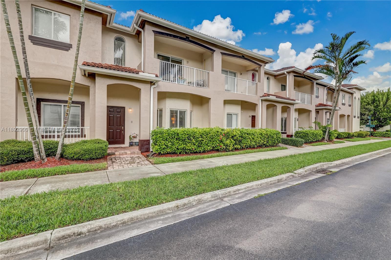 TOWNGATE NORTH - Residential