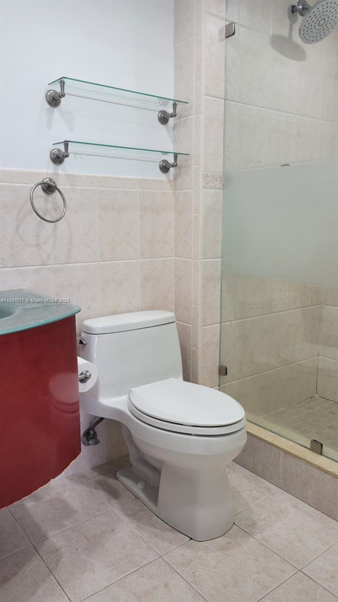 BONAVIDA CONDO - Residential