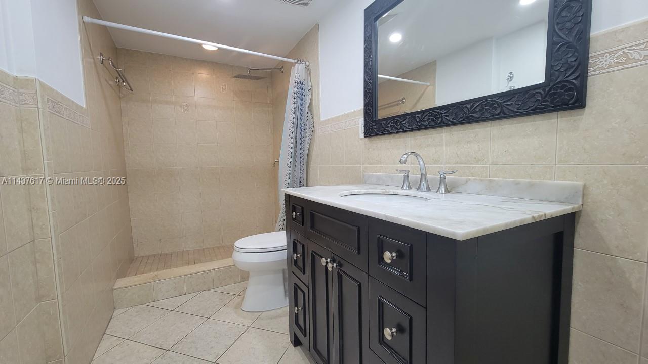 BONAVIDA CONDO - Residential