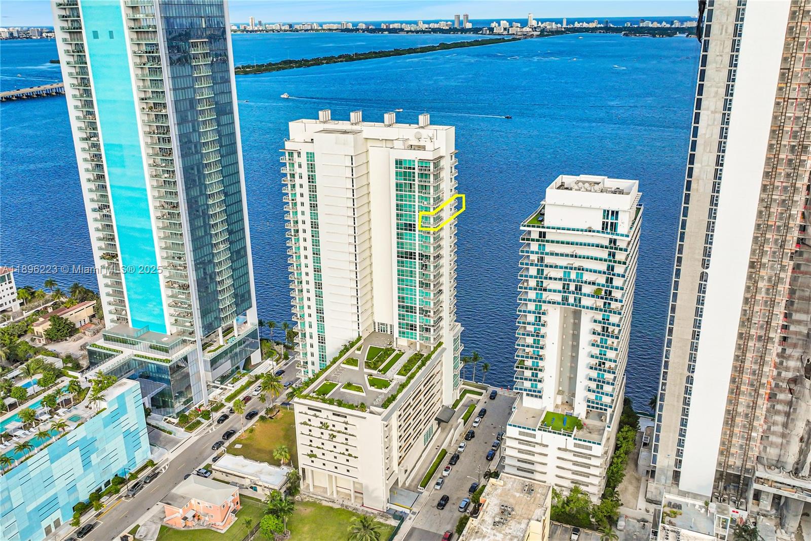 ONYX ON THE BAY CONDO - Residential