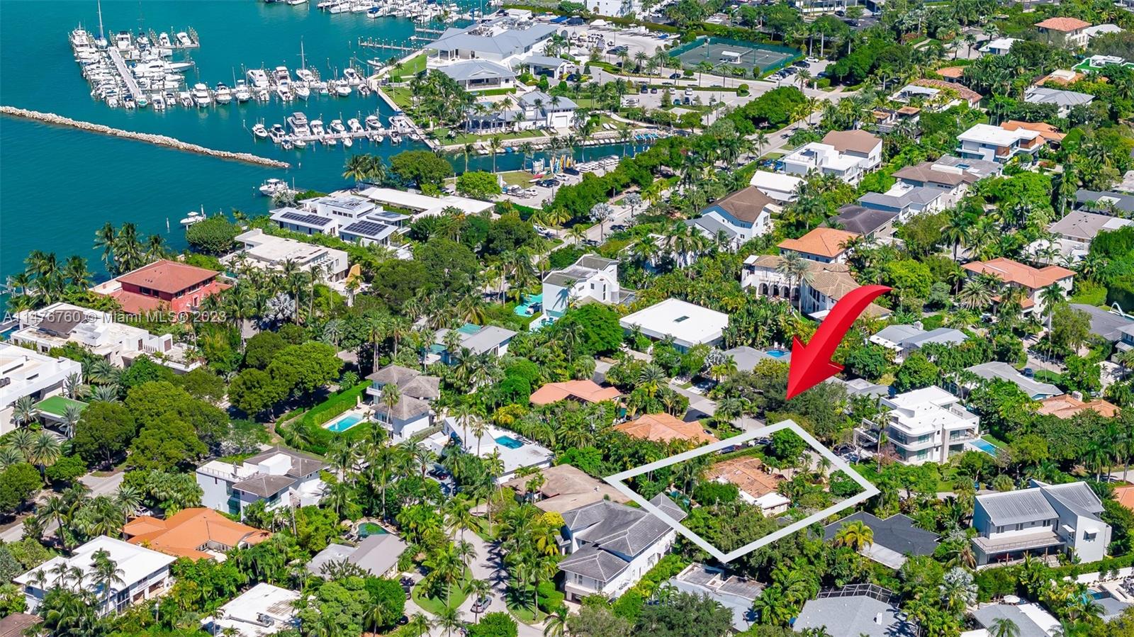 TROPICAL ISLE HOMES SUB 4 - Residential