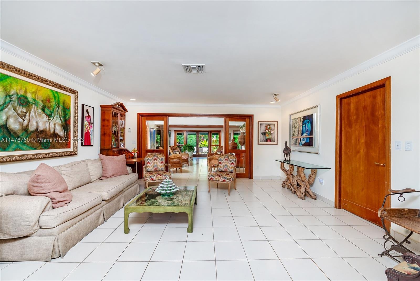 TROPICAL ISLE HOMES SUB 4 - Residential