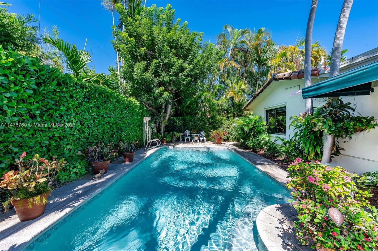 TROPICAL ISLE HOMES SUB 4 - Residential