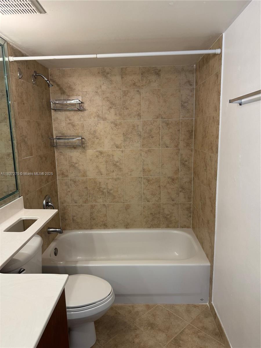 MOORS POINTE CONDO - Residential