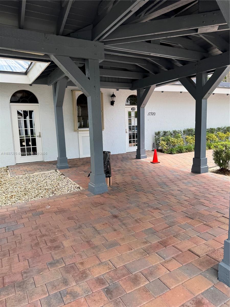 MOORS POINTE CONDO - Residential