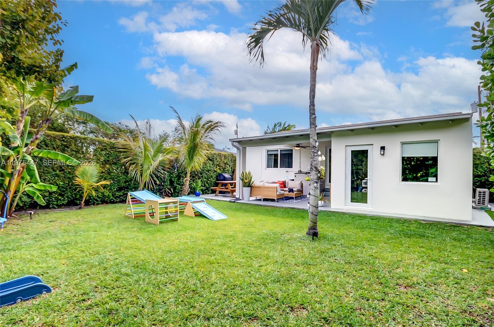 ENGLEWOOD - Residential