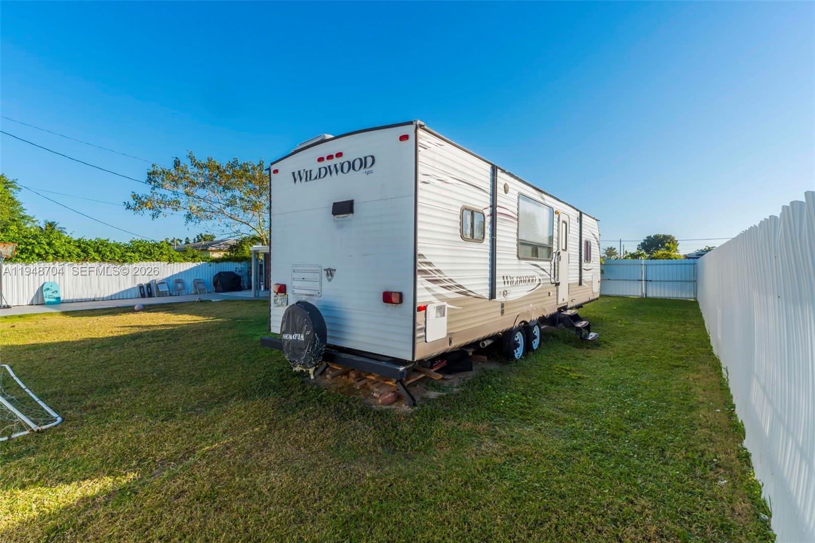 RICHMOND HEIGHTS - Residential