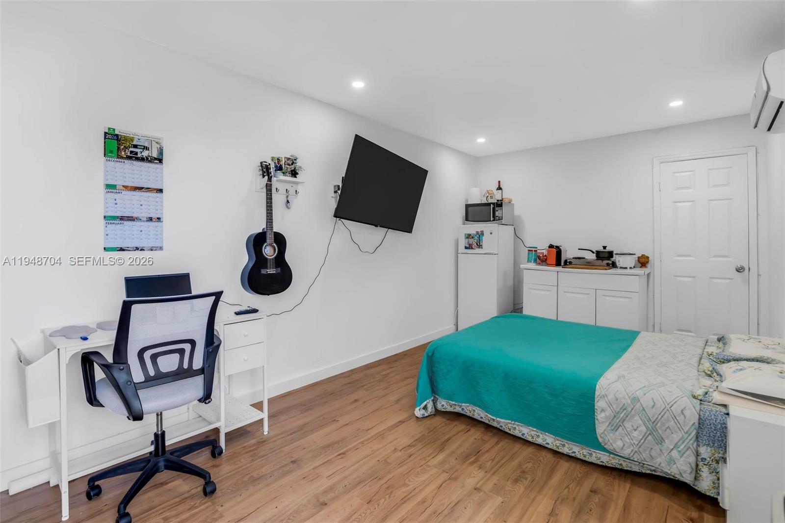 RICHMOND HEIGHTS - Residential