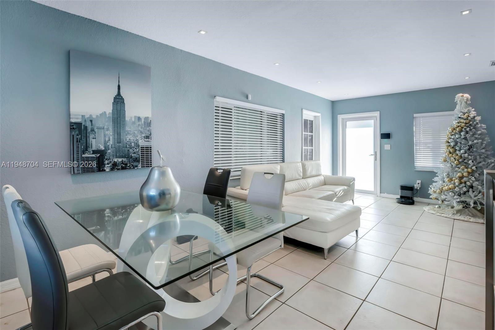 RICHMOND HEIGHTS - Residential