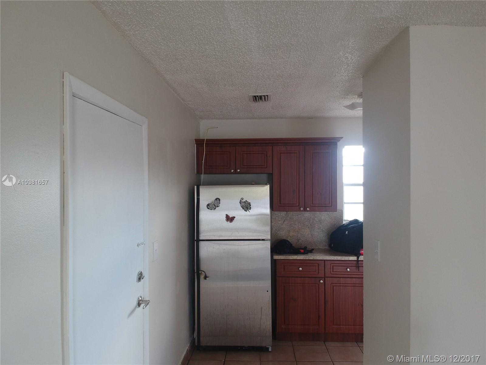 TOWN OF HIALEAH 1 ADDN AM - Residential Lease