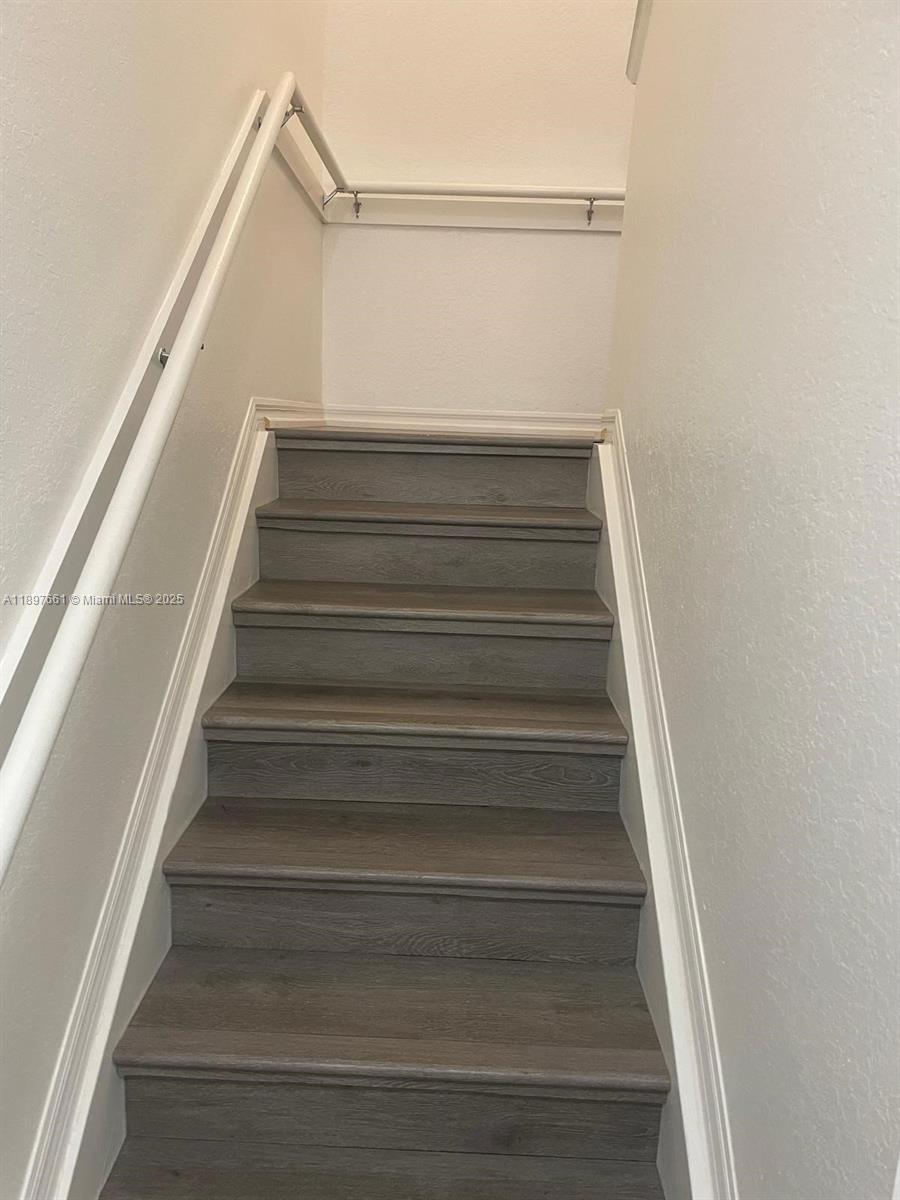 CYPRESS POINTE AT CORAL S - Residential Lease