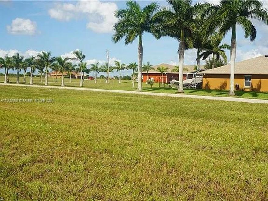 SOUTHERN EXPOSURE! Perfect quiet NW location to build your dream home on. Close drive to Matlacha, Pine Island, St. James City, Punta Gorda, fine dining, shopping, places of worship, world class fishing and beaches. Surrounded by new homes being built all around! Floor plans available & UP TO 90% BANK FINANCING AVAILABLE- CALL FOR MORE DETAILS