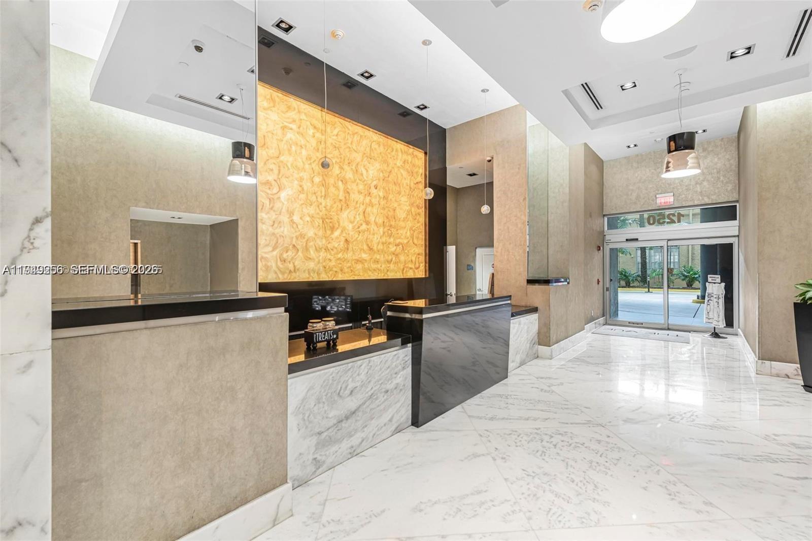 VUE AT BRICKELL CONDO - Residential