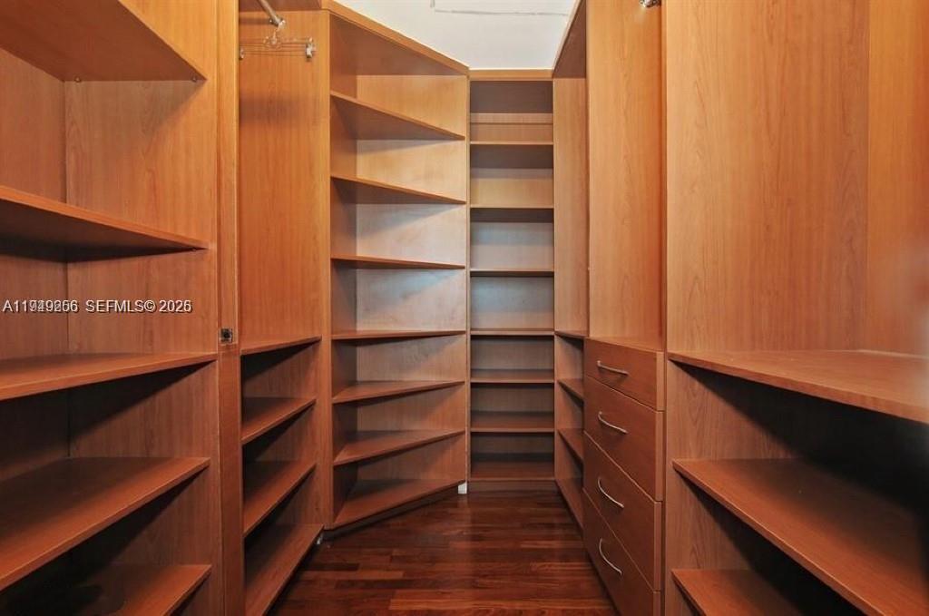 VUE AT BRICKELL CONDO - Residential