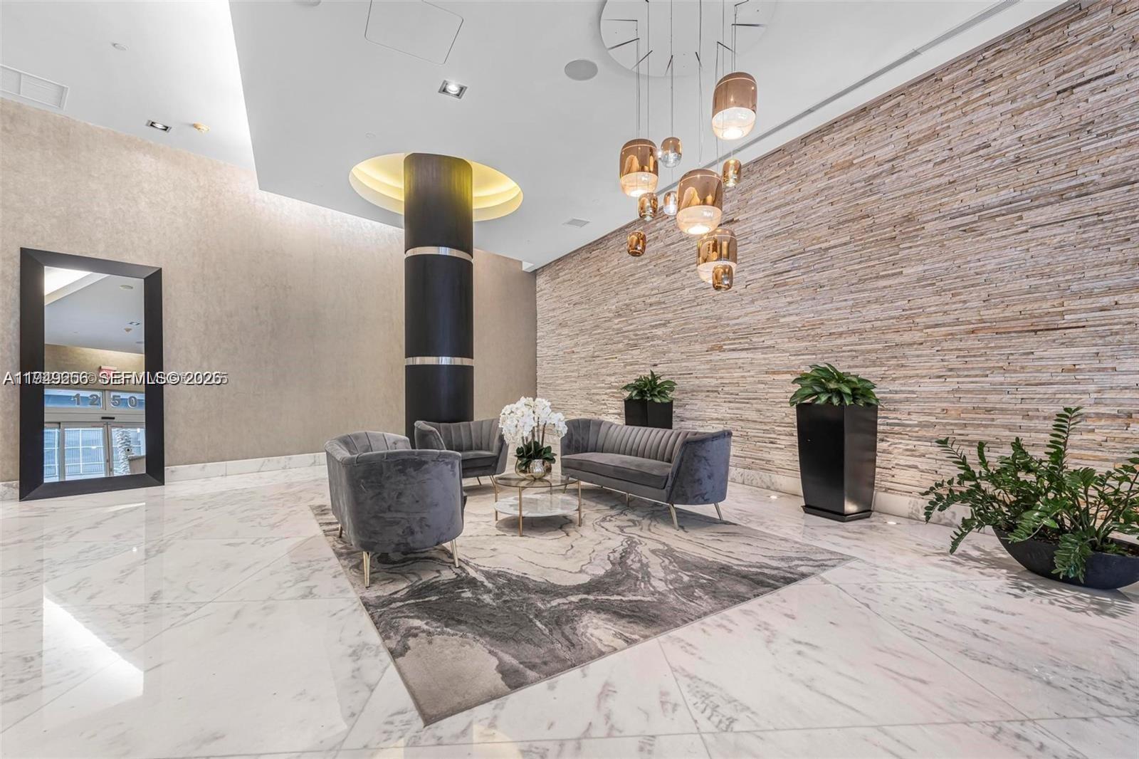 VUE AT BRICKELL CONDO - Residential