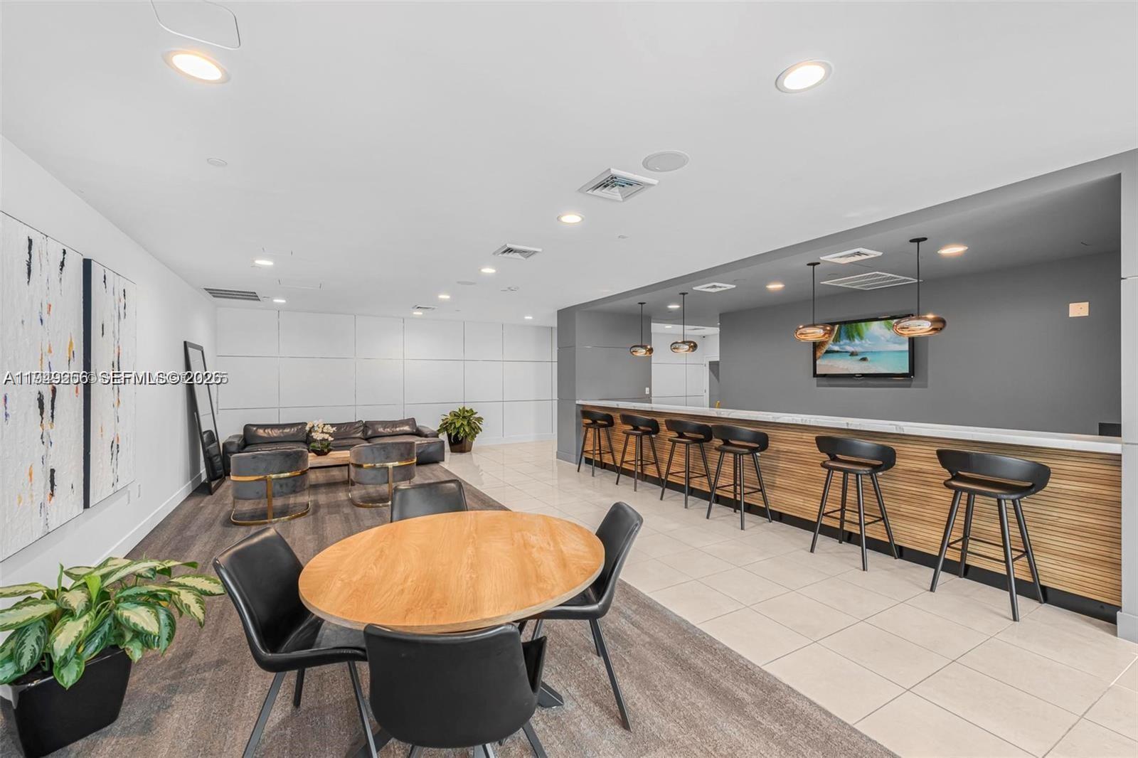 VUE AT BRICKELL CONDO - Residential