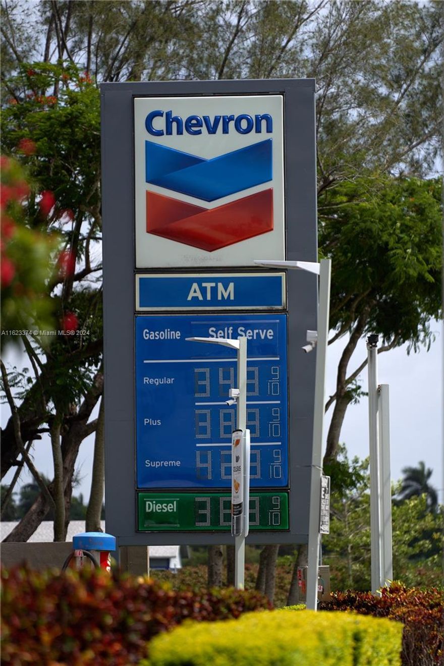 Gas Station and Convenience store located in Krome ave and 232 ST .
25 851 lot in the Growing Miami Dade County Agritourism District .
Free standing building next door ( corner of Krome and 232 st ) And vacant lot behind both properties also for sale .
Call listing agent . Do not walk In