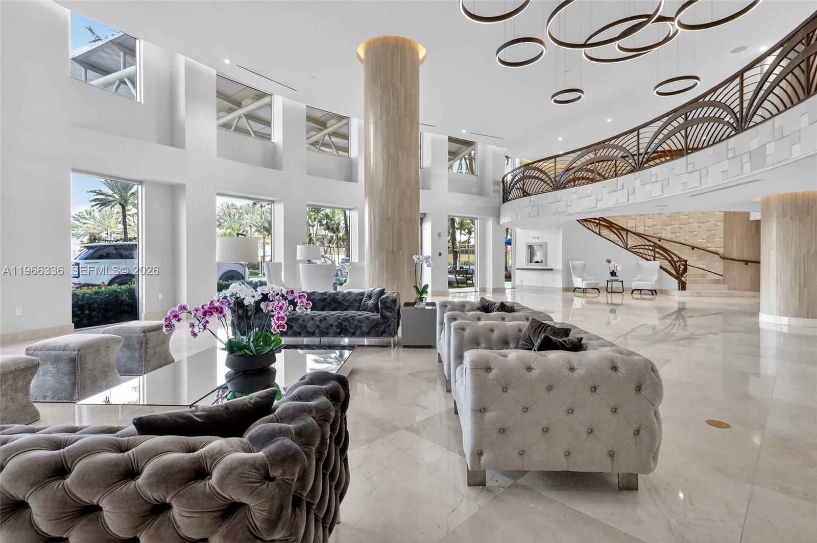 THE PINNACLE CONDO - Residential