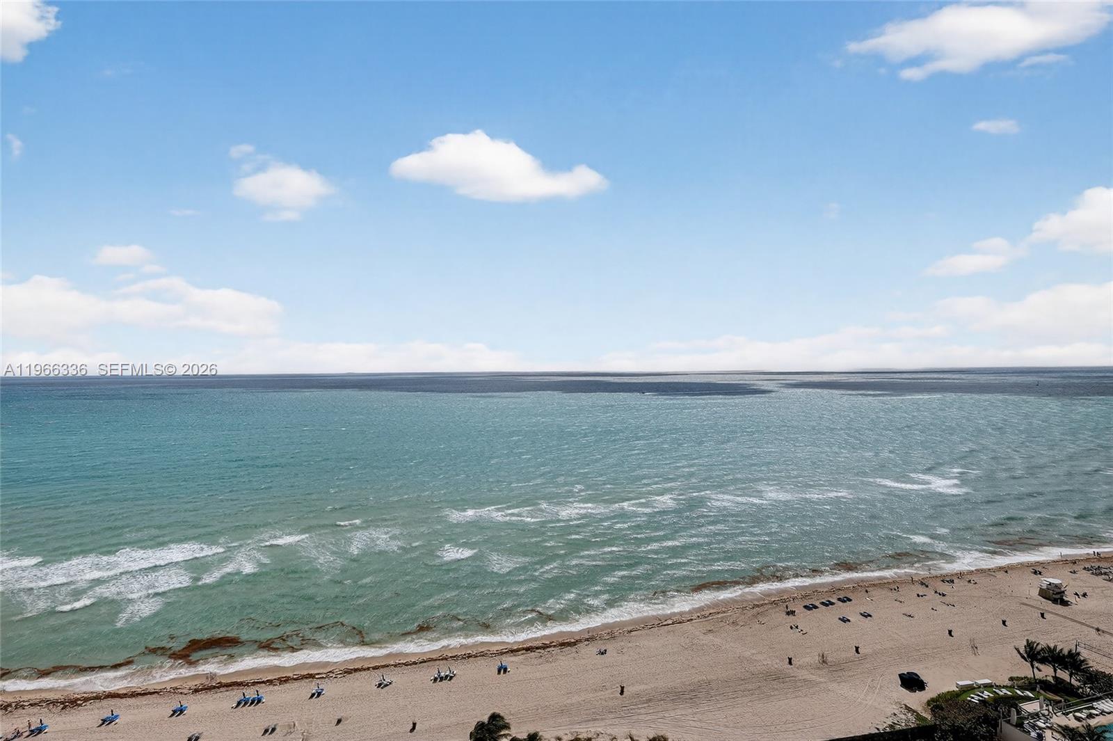 THE PINNACLE CONDO - Residential