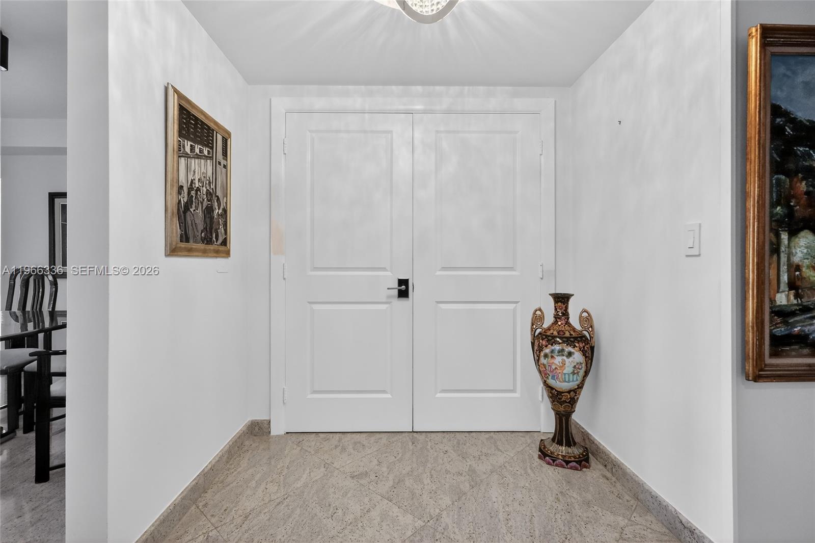 THE PINNACLE CONDO - Residential