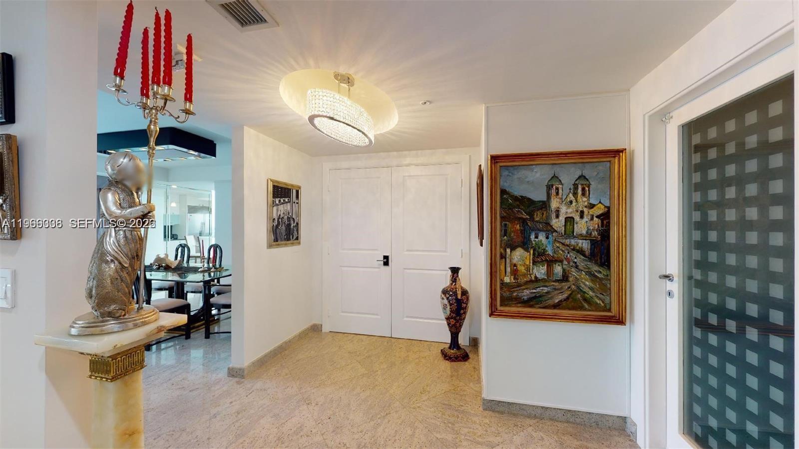 THE PINNACLE CONDO - Residential