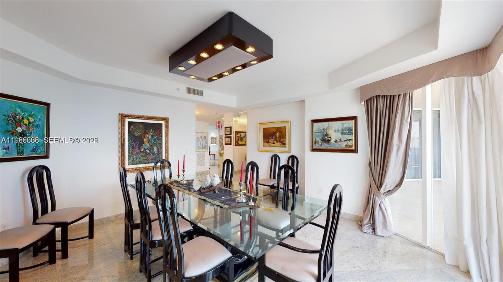 THE PINNACLE CONDO - Residential