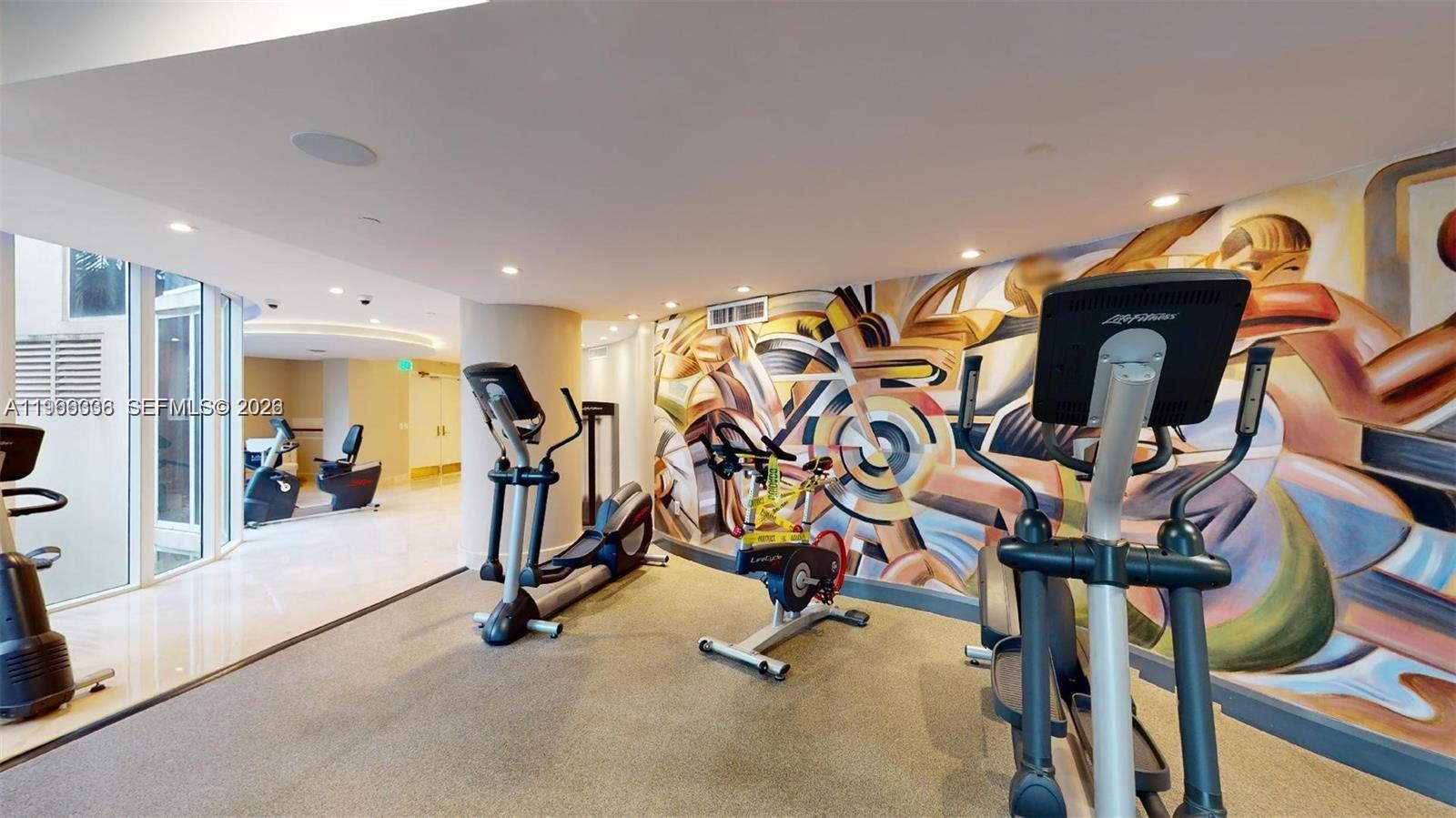 THE PINNACLE CONDO - Residential