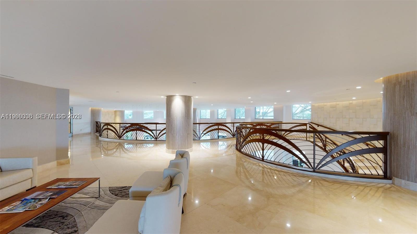 THE PINNACLE CONDO - Residential