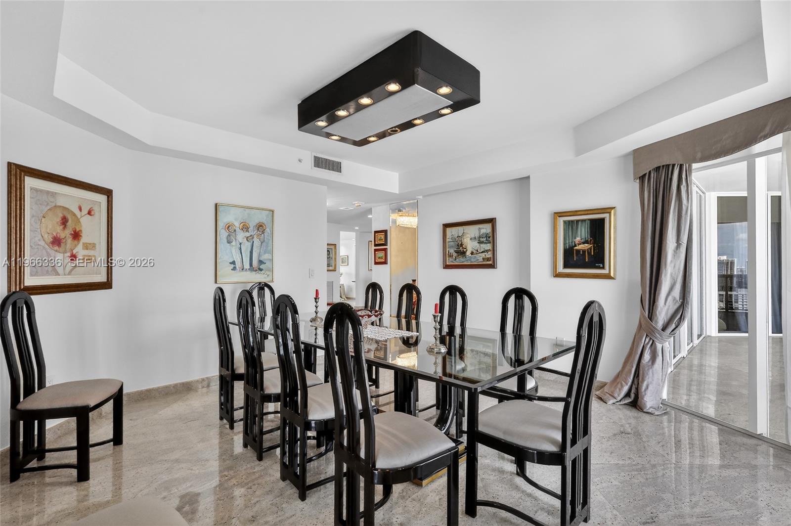 THE PINNACLE CONDO - Residential