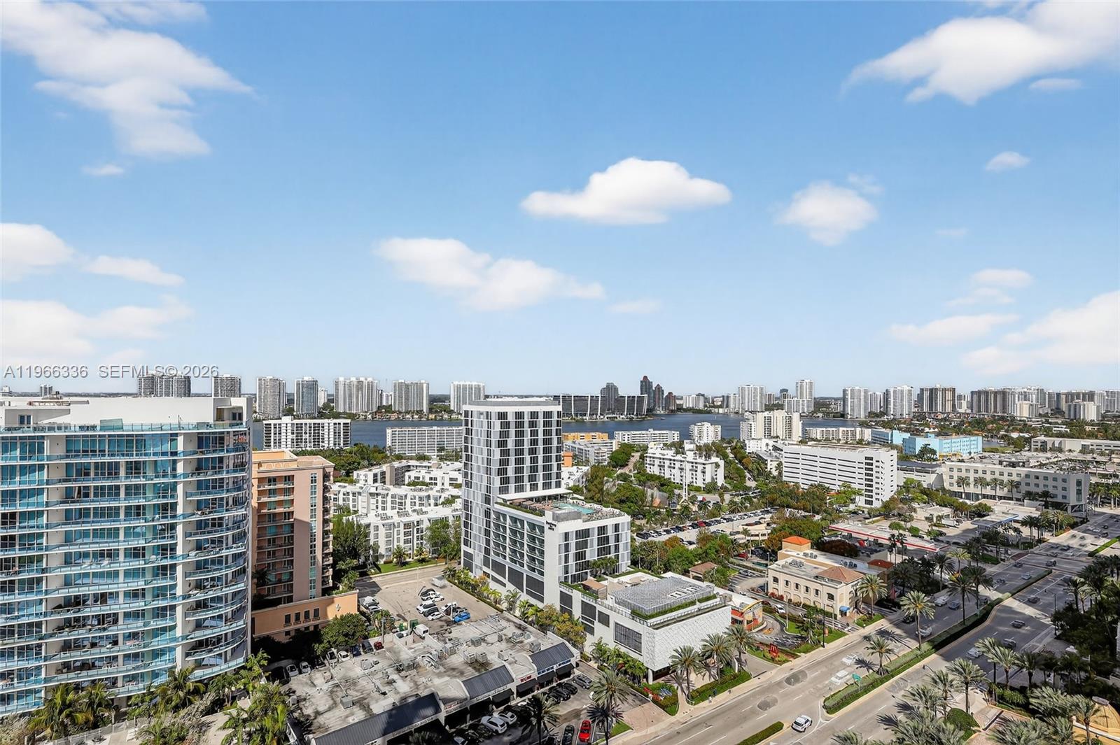 THE PINNACLE CONDO - Residential