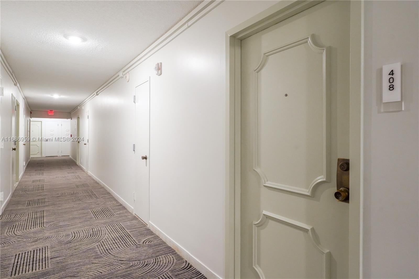 BAYVIEW TOWERS CONDO SOUT - Residential