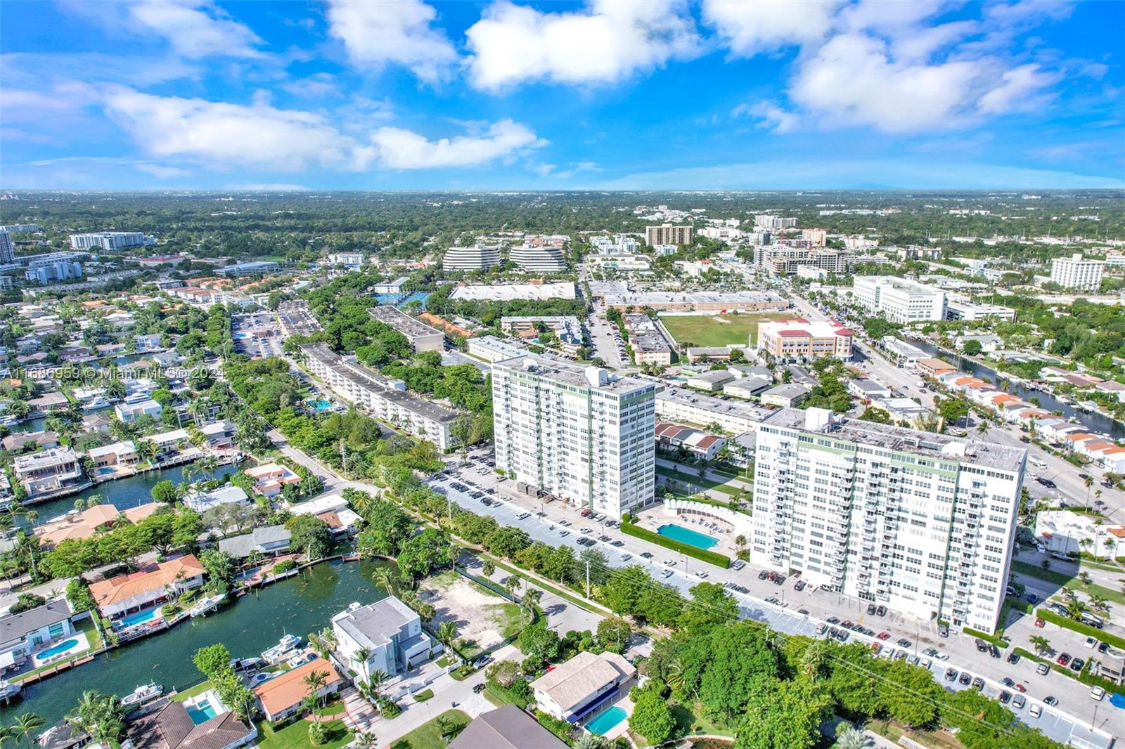 BAYVIEW TOWERS CONDO SOUT - Residential