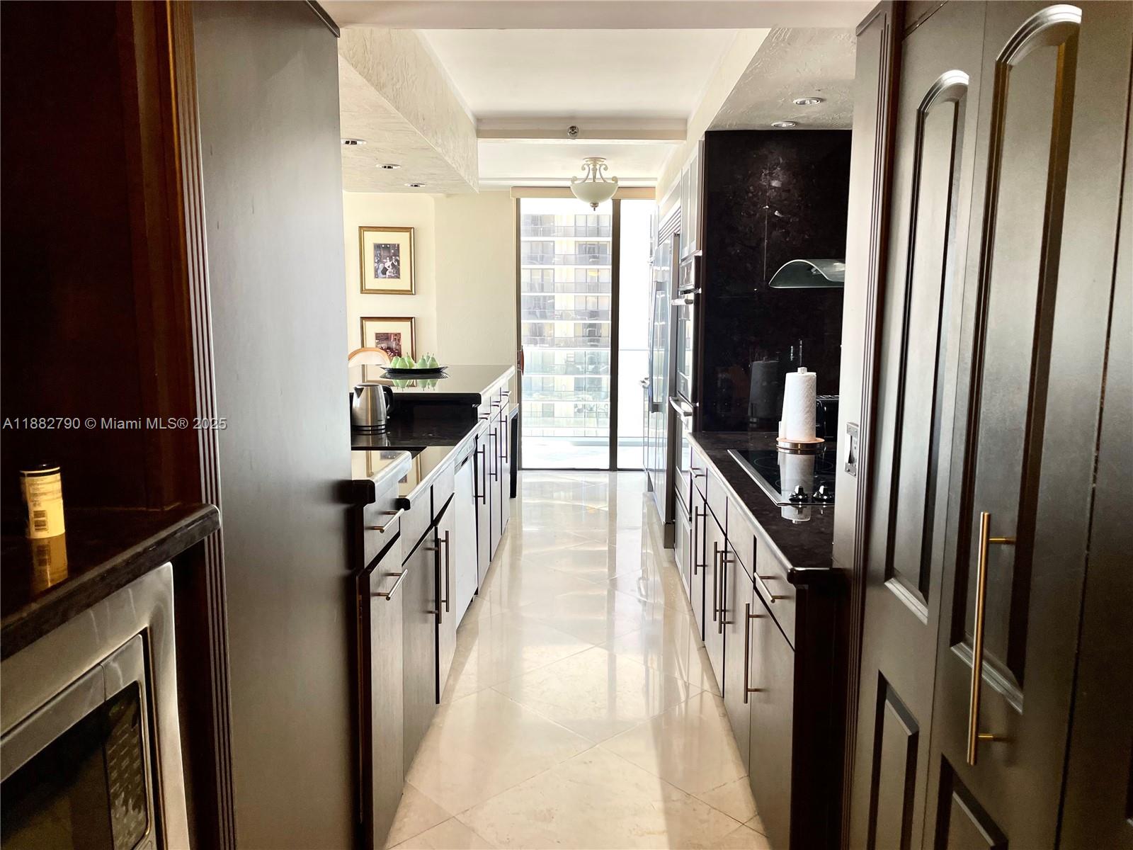 TURNBERRY ISLE CONDO - Residential Lease
