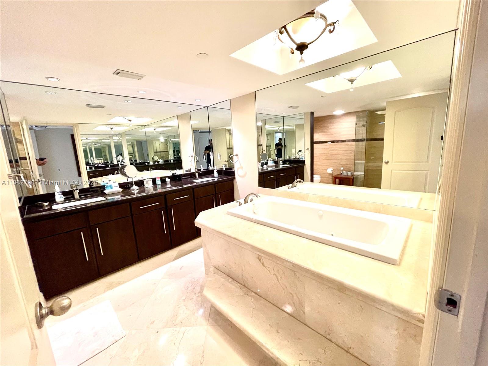 TURNBERRY ISLE CONDO - Residential Lease