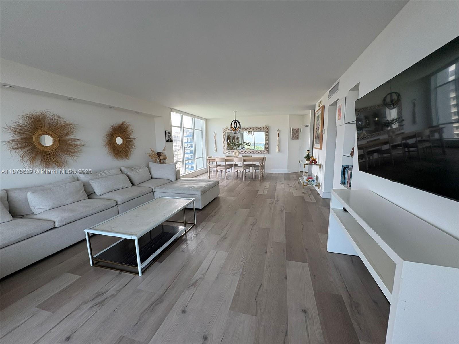 ROYAL EMBASSY CONDO - Residential Lease