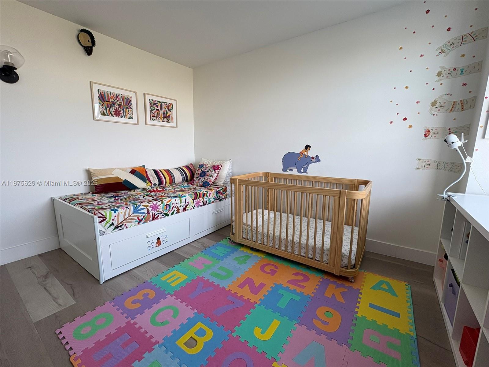 ROYAL EMBASSY CONDO - Residential Lease