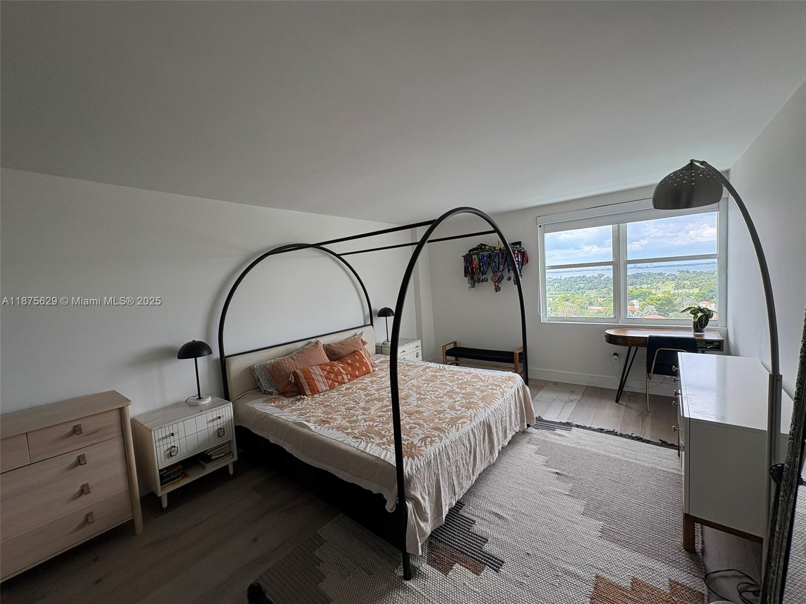 ROYAL EMBASSY CONDO - Residential Lease